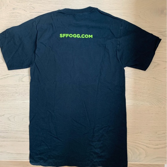 Men’s T shirt - Picture 2 of 3